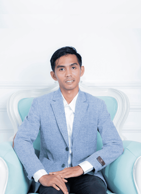 Toni Firmansyah, S.Farm.